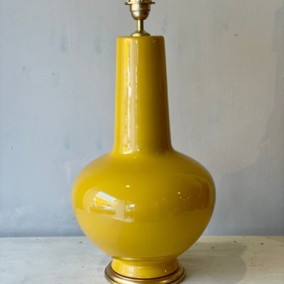 base cerámica color mostaza